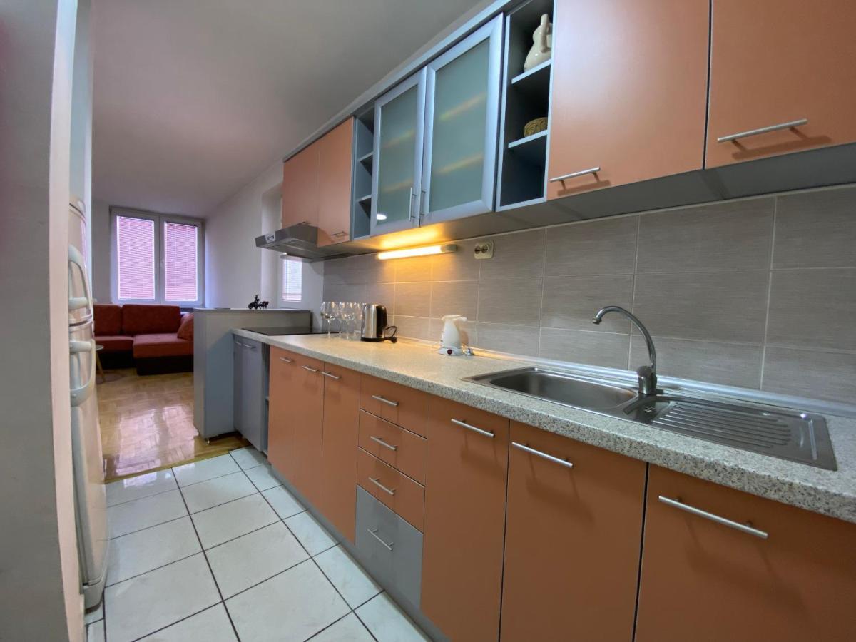 Sis 2 Bedroom 2 Bath With Free Parking In Ohrid Exterior photo